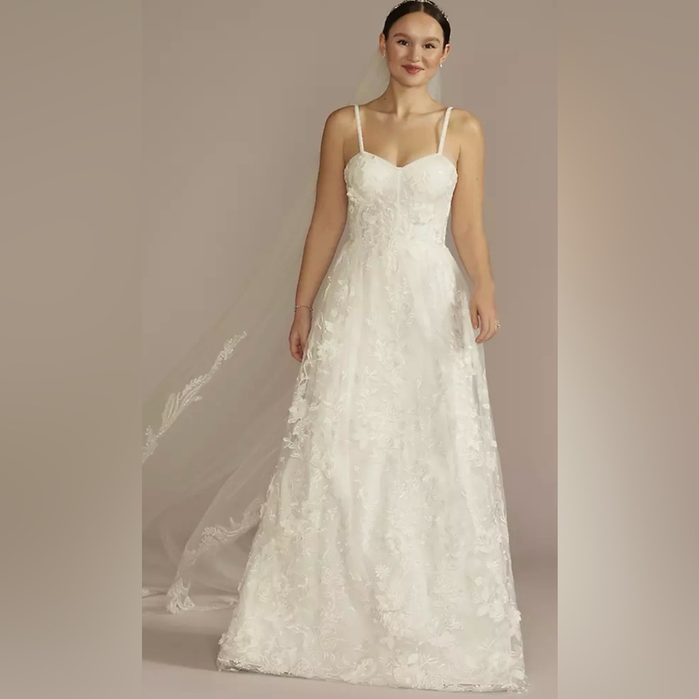 Elegant White Lace Wedding Dress - 3D Floral Appliqué